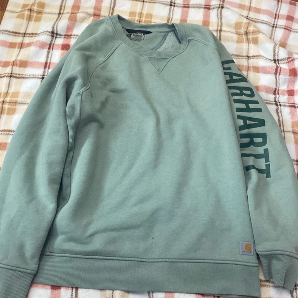 Green carhartt crewneck